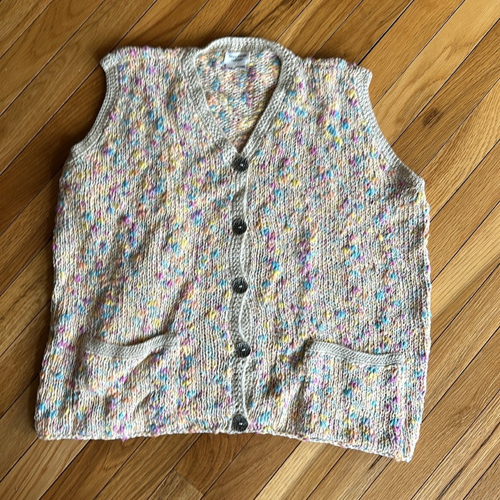 Spring Time/Easter Knit Vest Size Medium - image 2